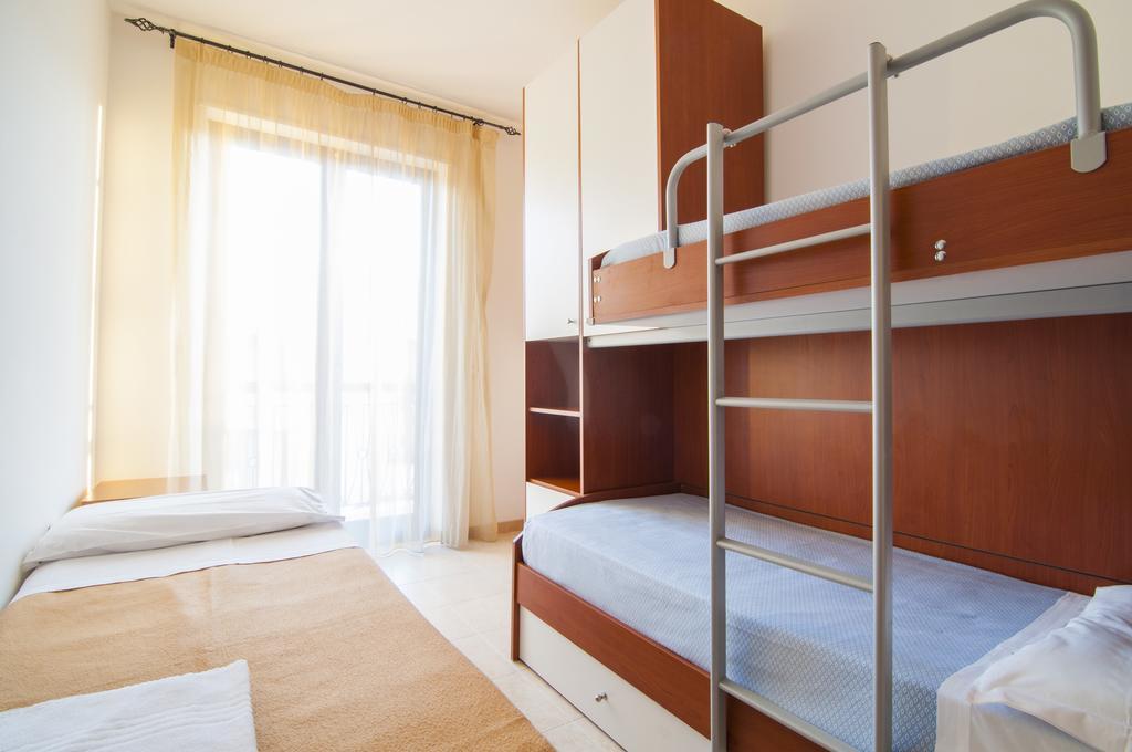 Ciao Hotel & Residence - Apartments Conversano Ruang foto