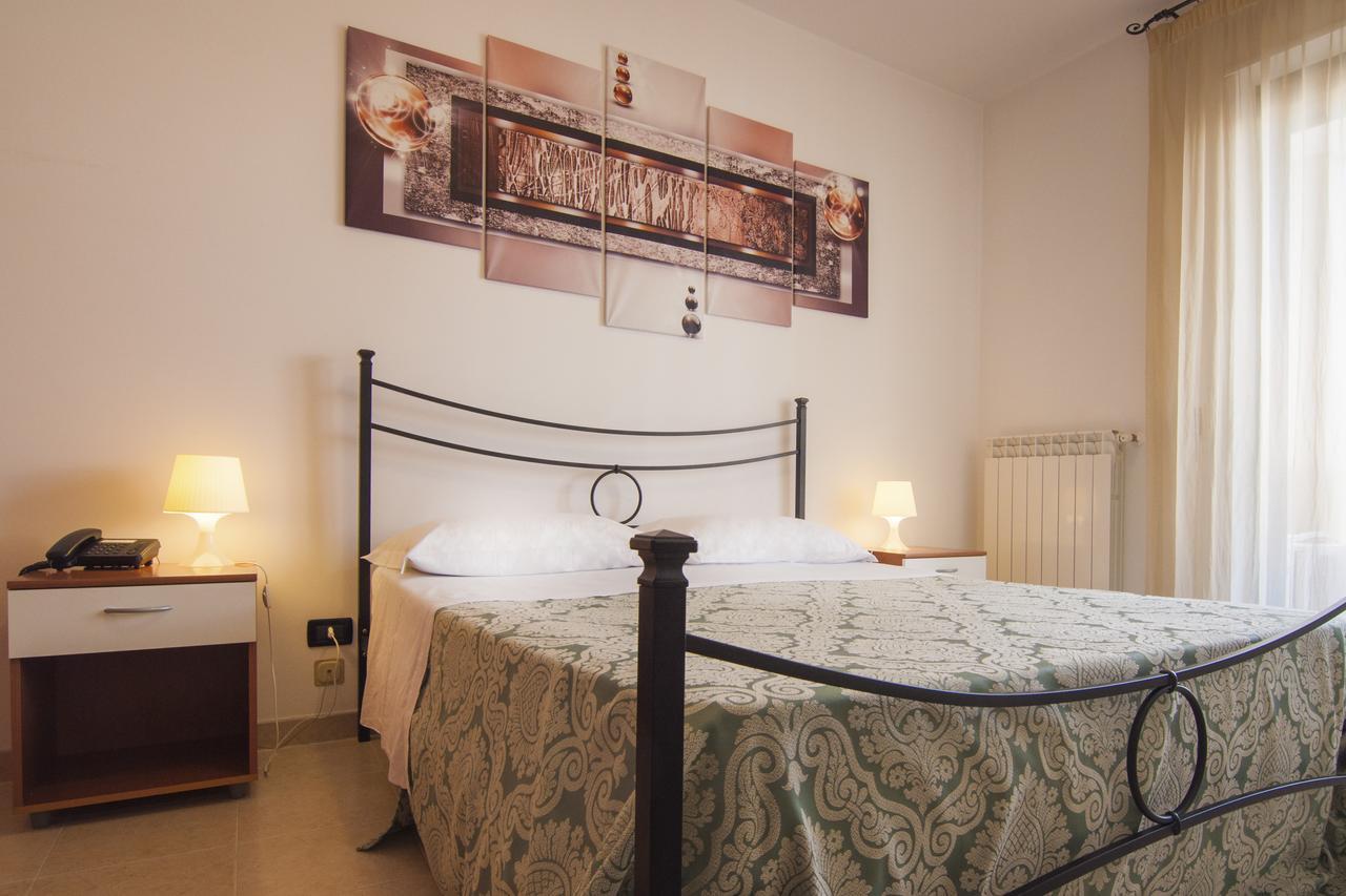 Ciao Hotel & Residence - Apartments Conversano Bagian luar foto